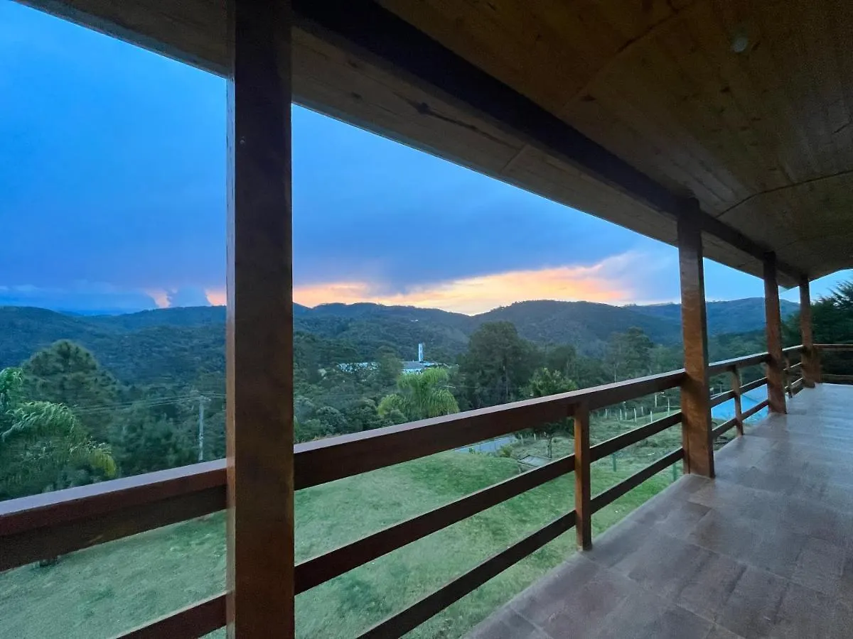 Chacara Das Palmeiras - 16 Min Do Capivari Campos do Jordão Casa de Férias
