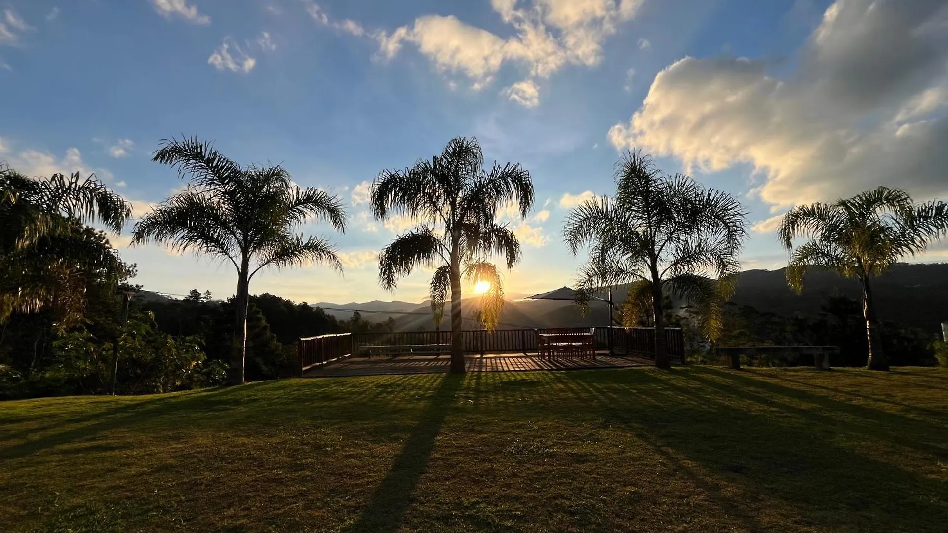 Casa de Férias Chacara Das Palmeiras - 16 Min Do Capivari Campos do Jordão